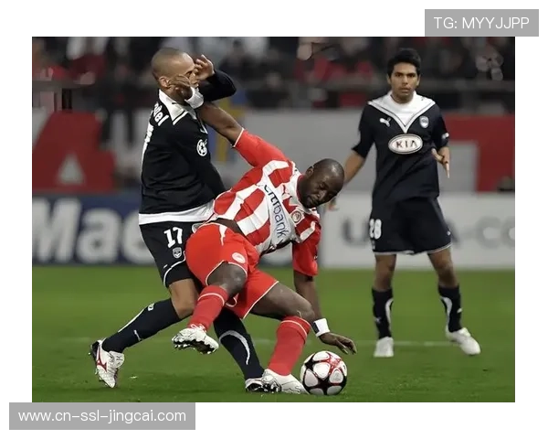 科斯蒂尼亚闪击，奥林匹亚科斯1-0勒沃库森