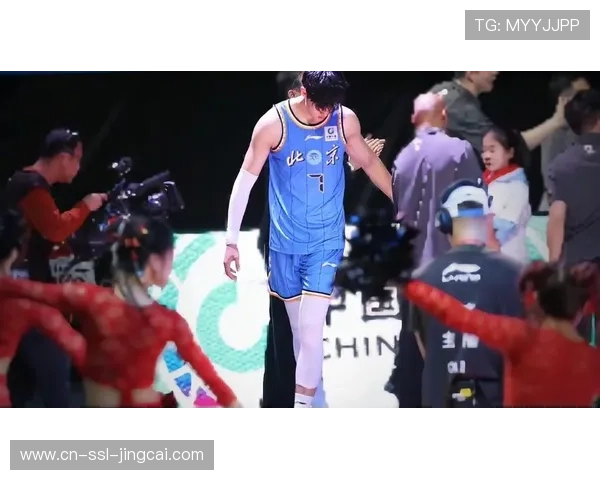 曾凡博回归首秀砍18分，北京锋线再添火力